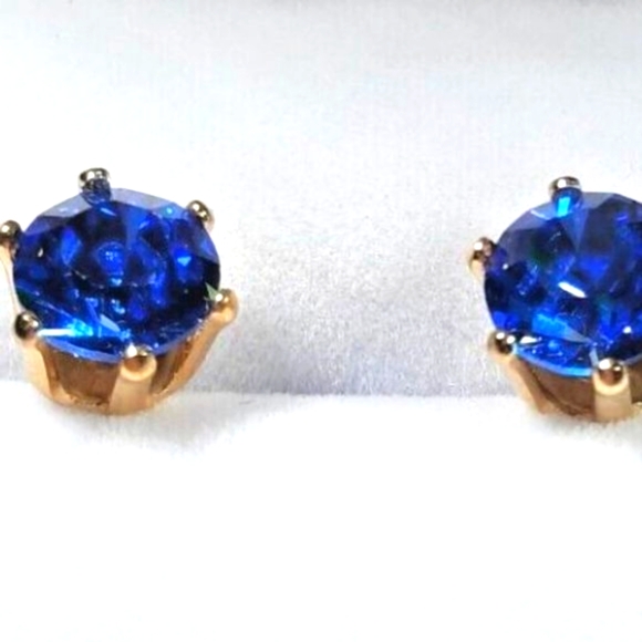 Swarvorski 2CT Stud Earrings pairs in jeweled colors NWOT and gift boxed - Picture 8 of 15